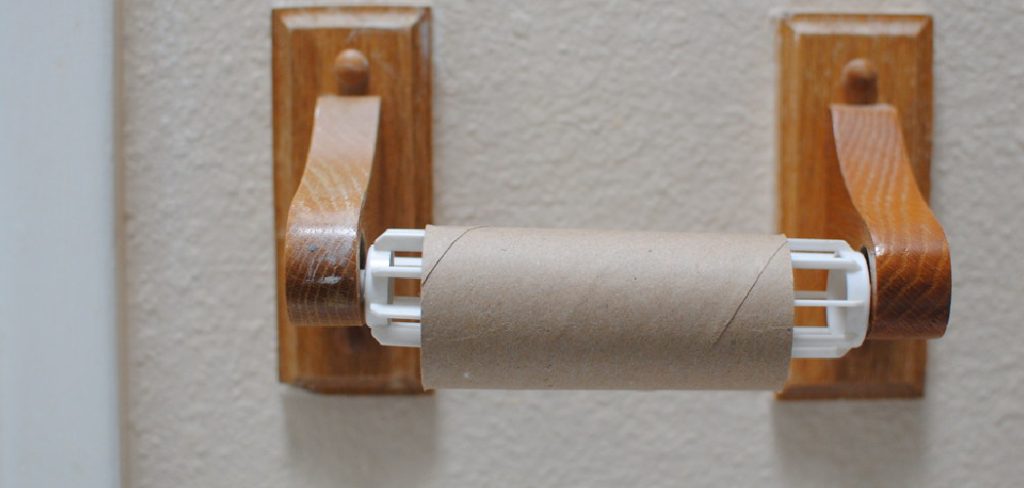 How to Make a Paper Towel Holder Out of Wood