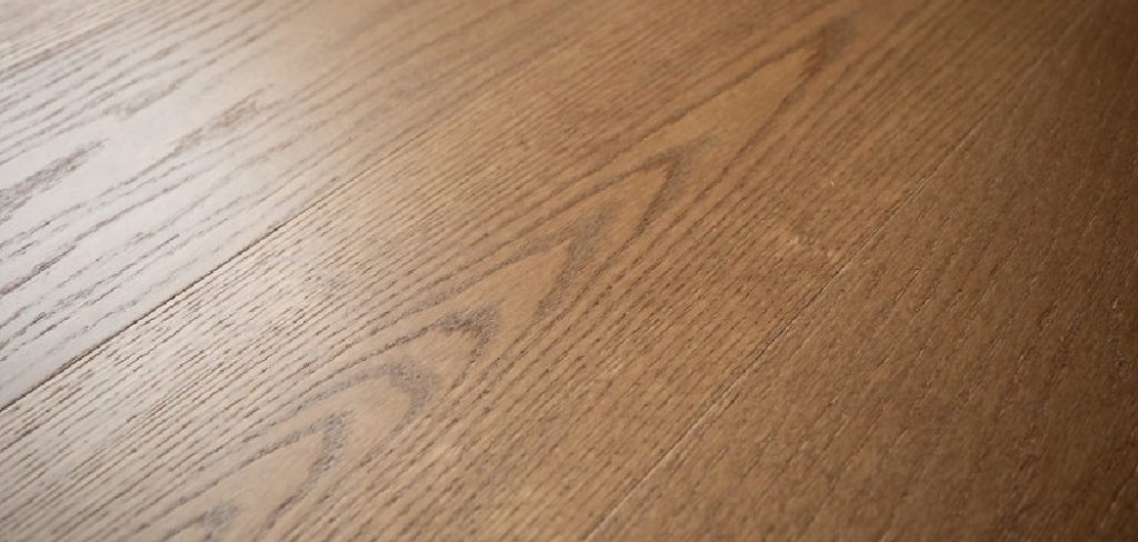 How to Tell Solid Wood From Veneer