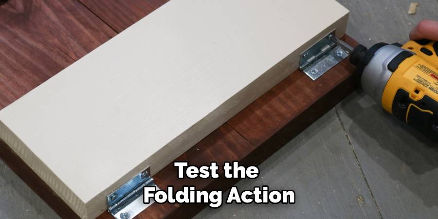 test the folding action
